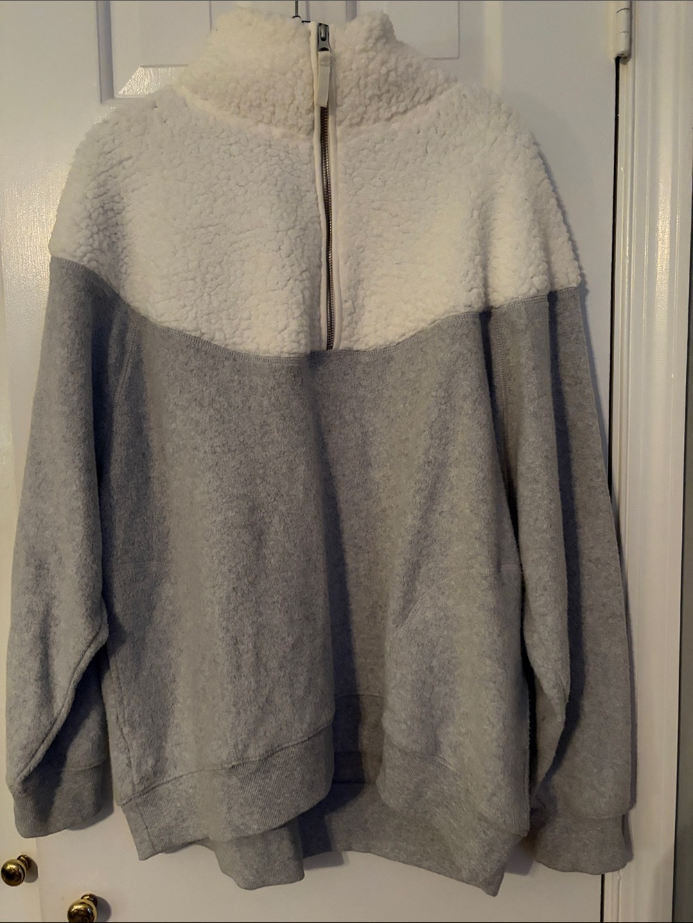 aerie Two-Tone Sherpa Half-Zip Pullover - White & Gray